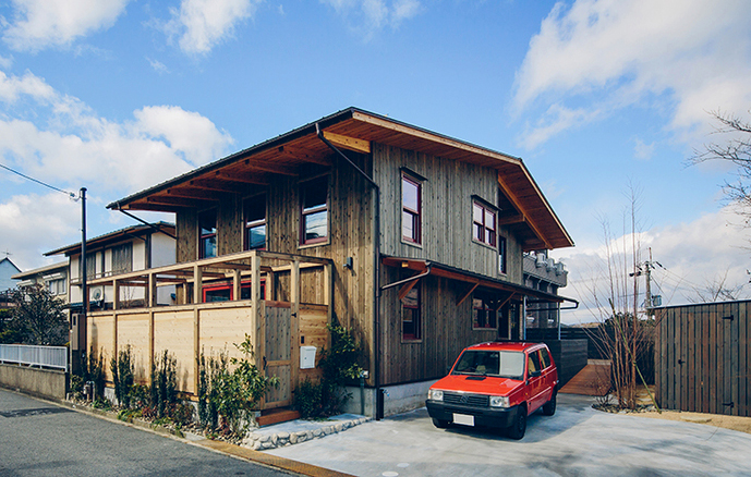 板倉工法で建てる「板倉HOUSE」