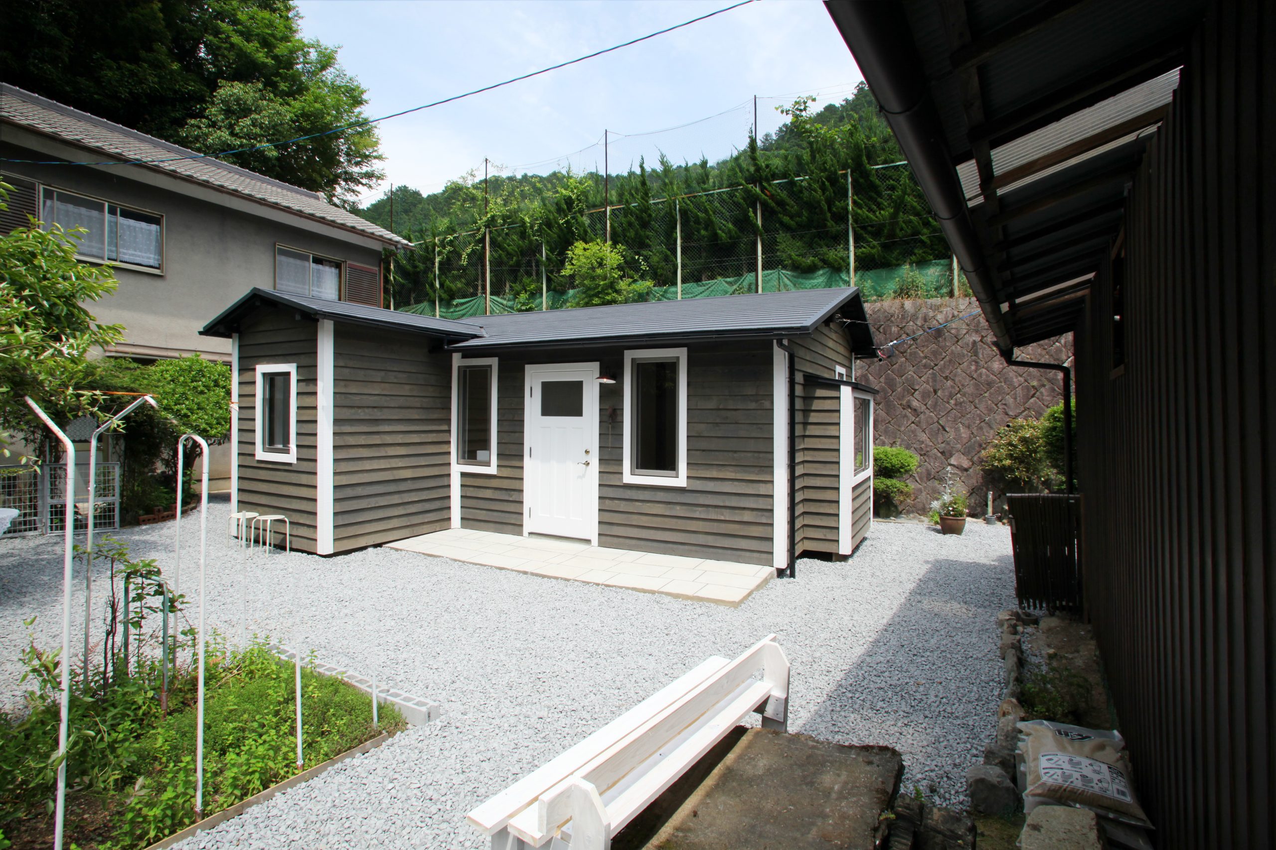 山小屋に仕立てた平屋の家