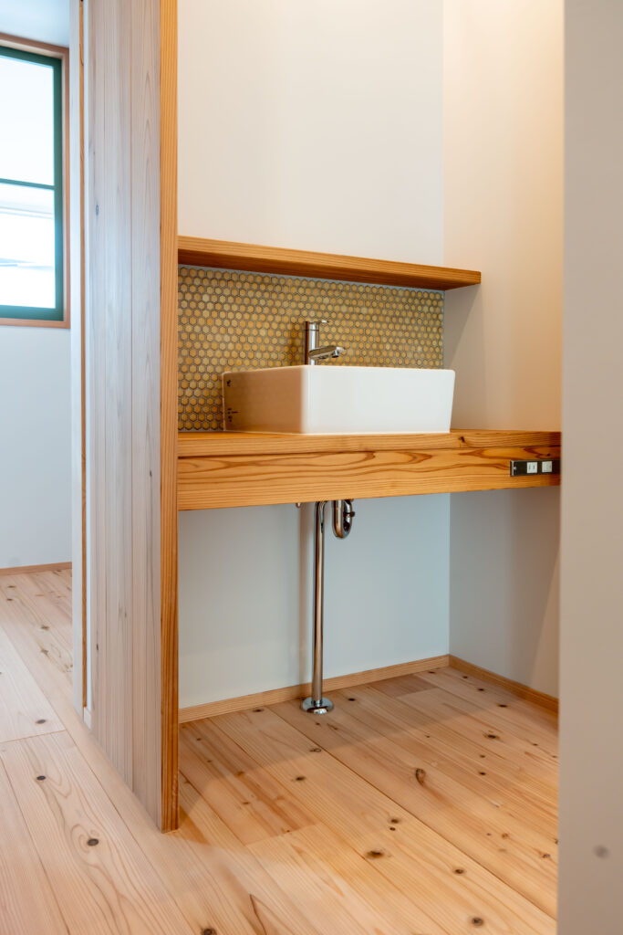 造作洗面　タイル貼り