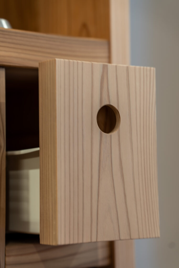 造作キッチン　引き出し　