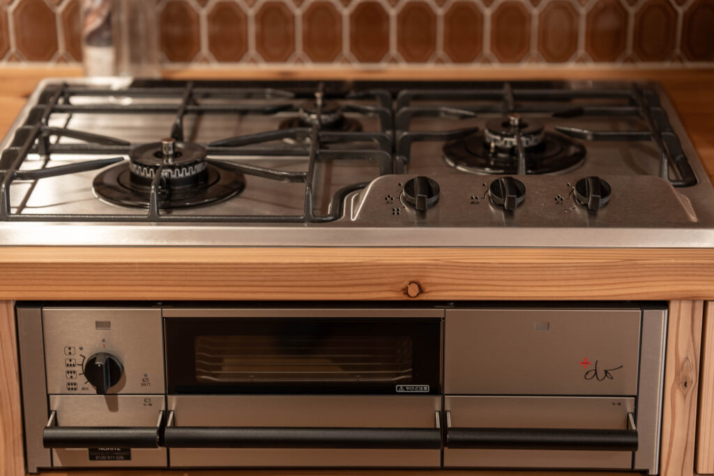 造作キッチン　ガス　