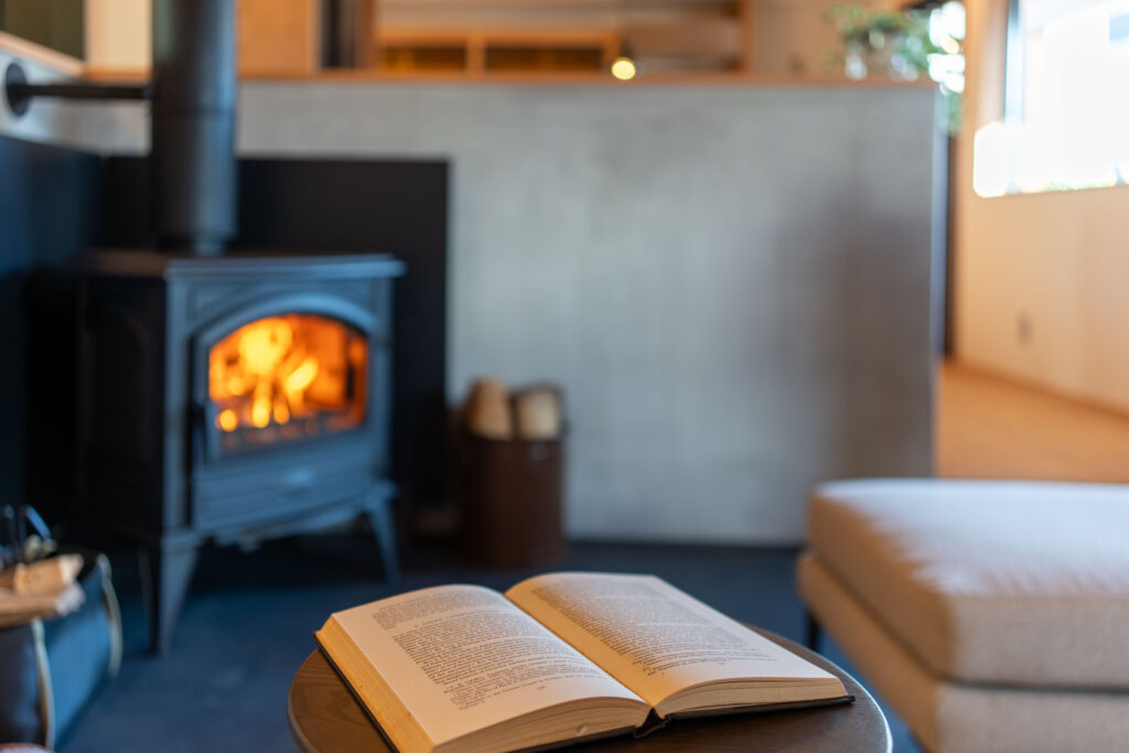 新築見学会 ヤマネコハウス 薪ストーブ